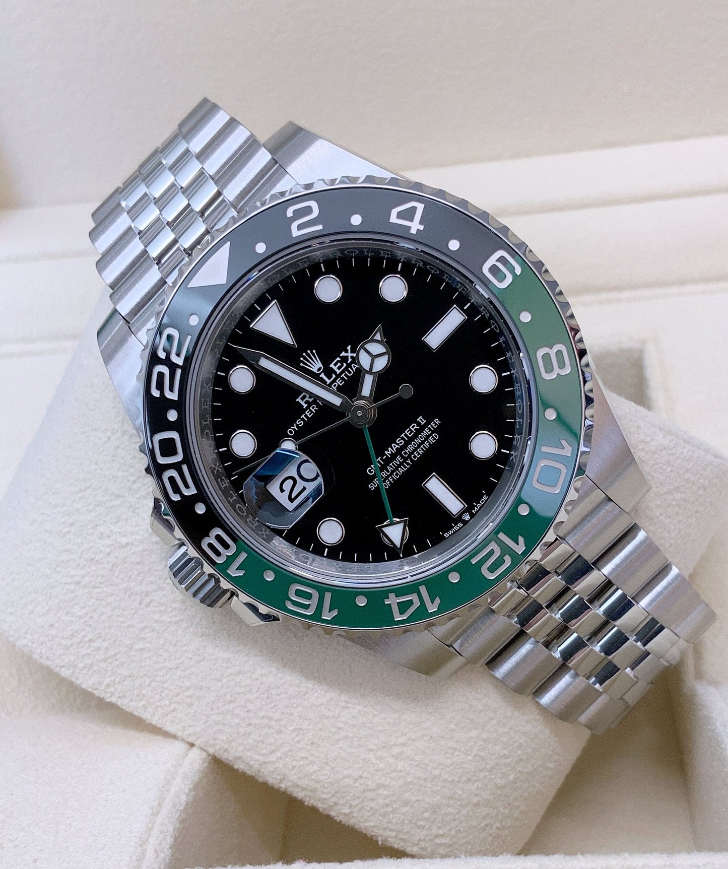 GMT-Master II